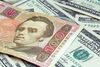Зачем Нацбанк девальвирует гривну и как низко упадёт курс